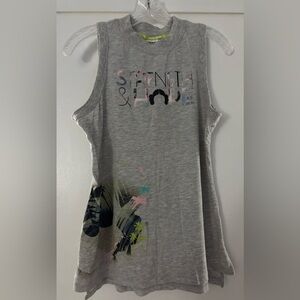 Disney Parks Star Wars Gray T-Shirt Strength and Hope with Green Accents Small